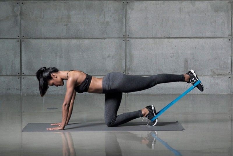 Calves là gì? Bí quyết phát triển bắp chân hiệu quả cho Gymer 8 Bài tập bắp chân với dây cao su