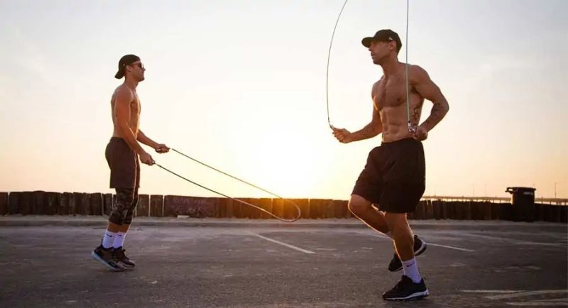 Calves là gì? Bí quyết phát triển bắp chân hiệu quả cho Gymer 9 Bài tập nhảy dây