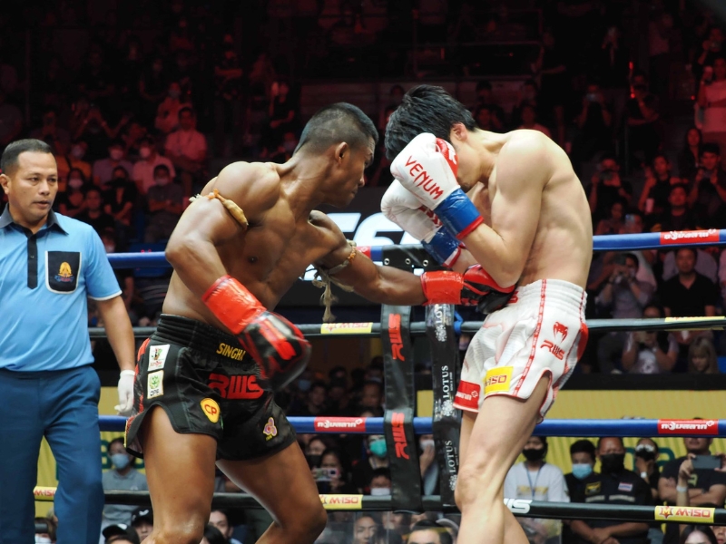Kết hợp combo tăng tốc độ ra đòn cũng như hiệu quả