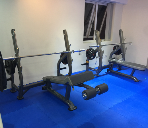 Dự án thi công và lắp đặt phòng tập Gym tại Thái Hà - Hà Nội 3 Ghế đẩy tạ Impulse