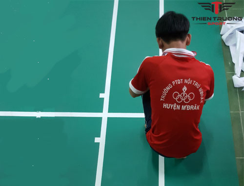 Thi công sân cầu lông 