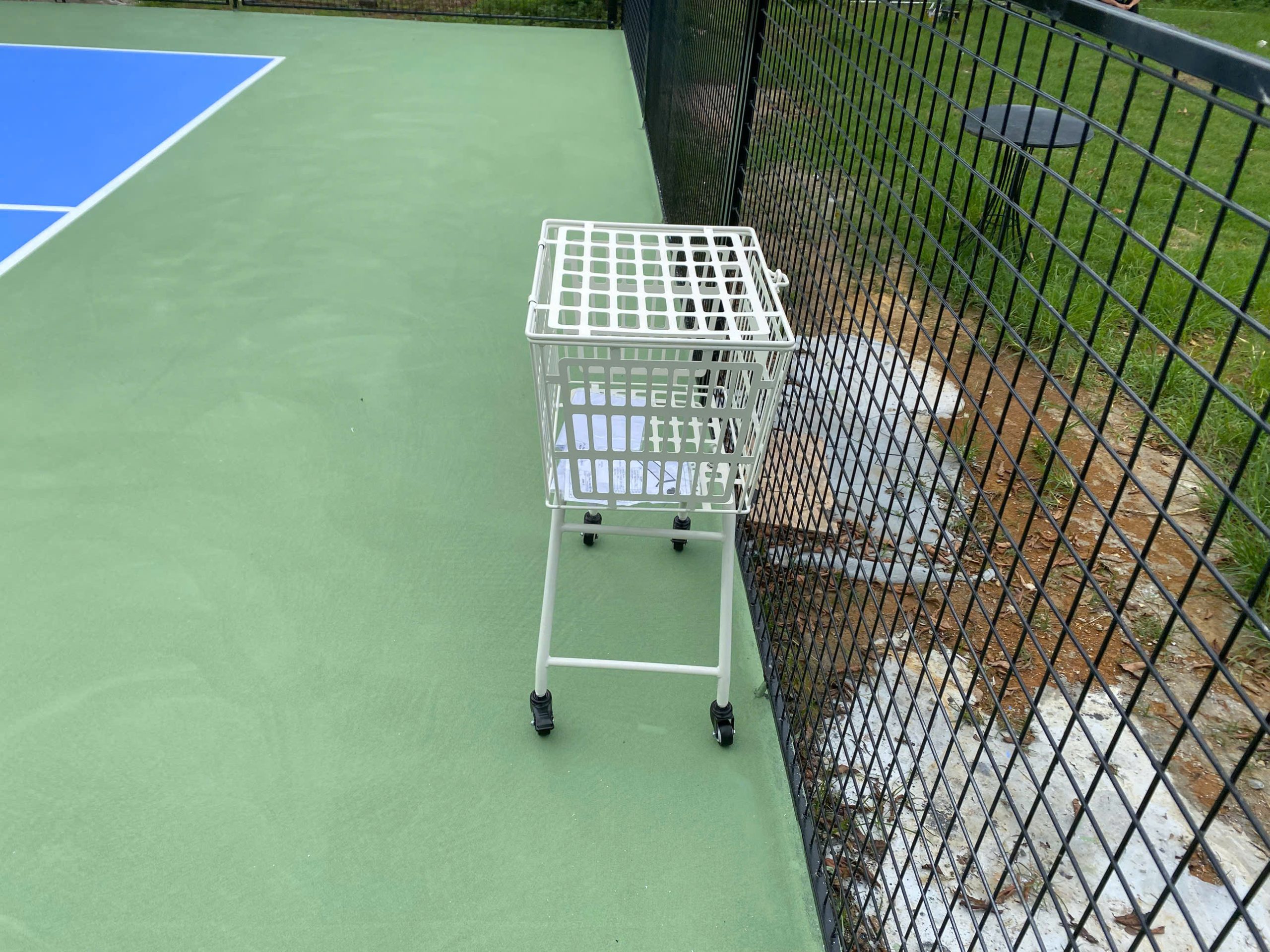 Xe đựng bóng pickleball Vifasport 301538 5 Xe đựng bóng pickleball Vifasport 301538