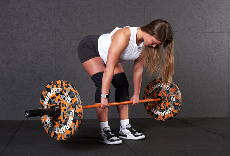 Bài tập Romanian Deadlift cho nữ