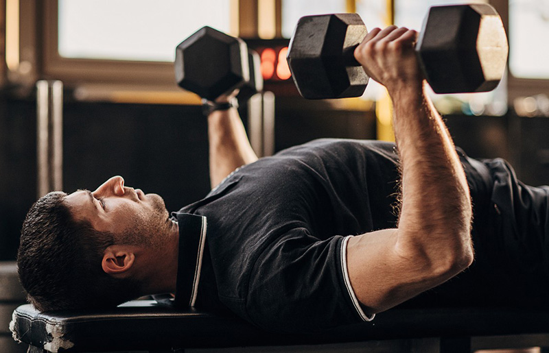 Bài tập Flat Bench Dumbbell Press