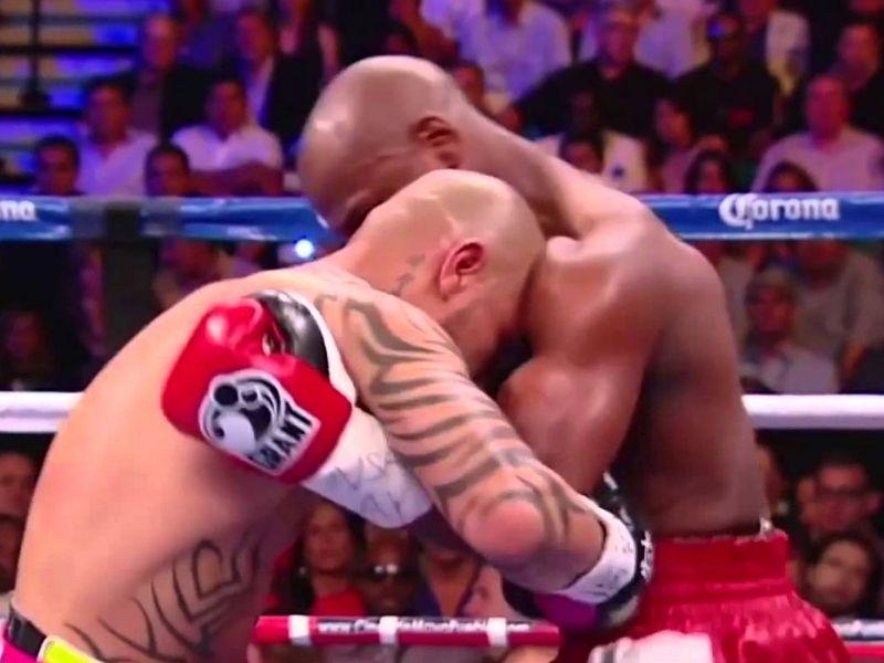Giải đáp: Kỹ thuật clinching trong boxing là gì?