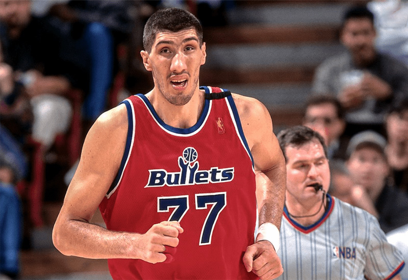 Cầu thủ bóng rổ Gheorghe Muresan 