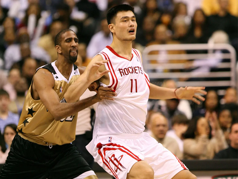 Cầu thủ bóng rổ Yao Ming 