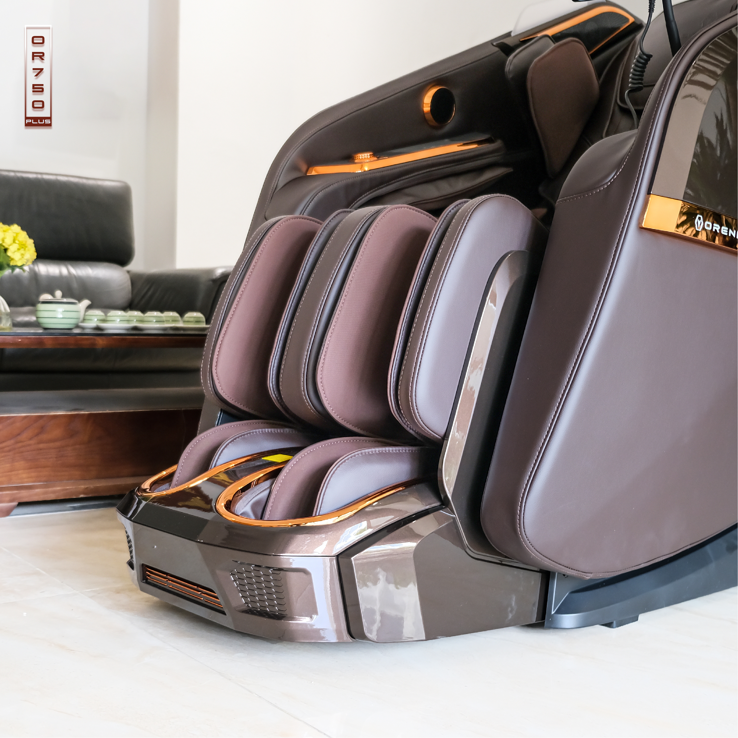 Ghế massage cao cấp Oreni OR-750plus phiên bản màu nâu