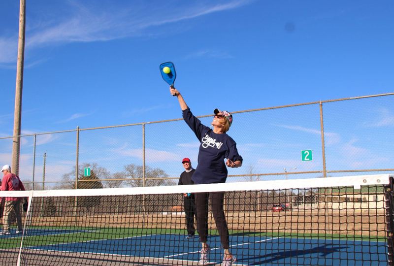 Cách thực hiện kỹ thuật Overhead Smash trong Pickleball chuẩn 2 Thực hiện kỹ thuật Overhead Smash trong Pickleball
