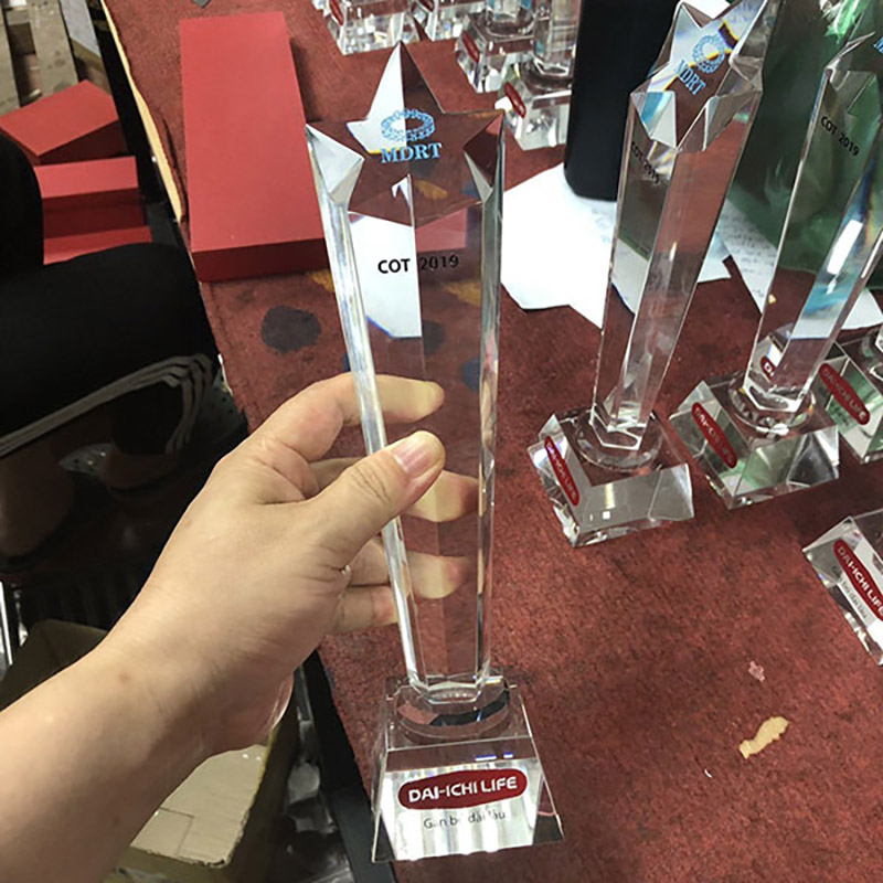 Hình ảnh thực tế Cúp pha lê CPL 05 