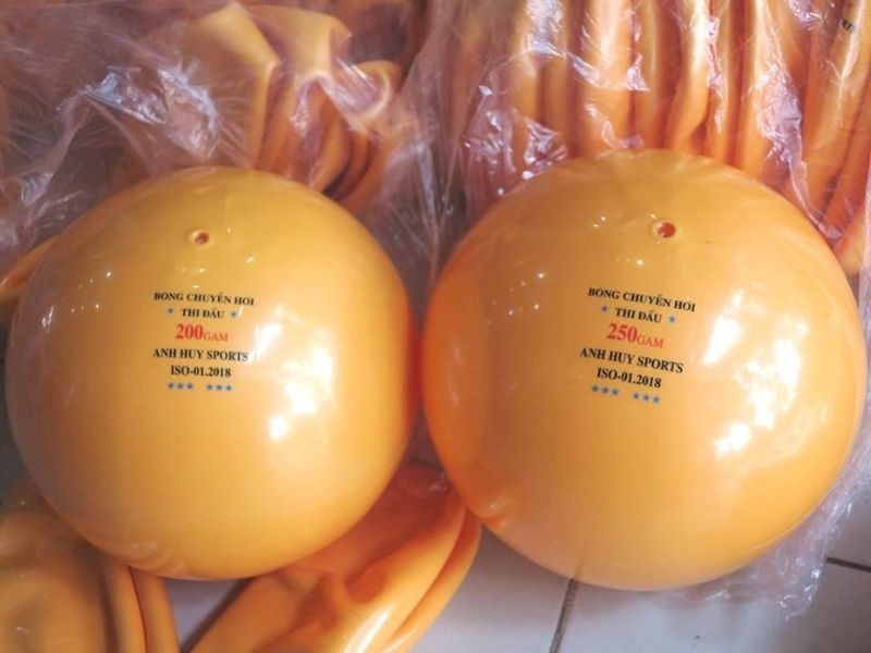 Tìm hiểu về kích thước quả bóng chuyền hơi nữ tiêu chuẩn 2 Quả bóng chuyền hơi tiêu chuẩn