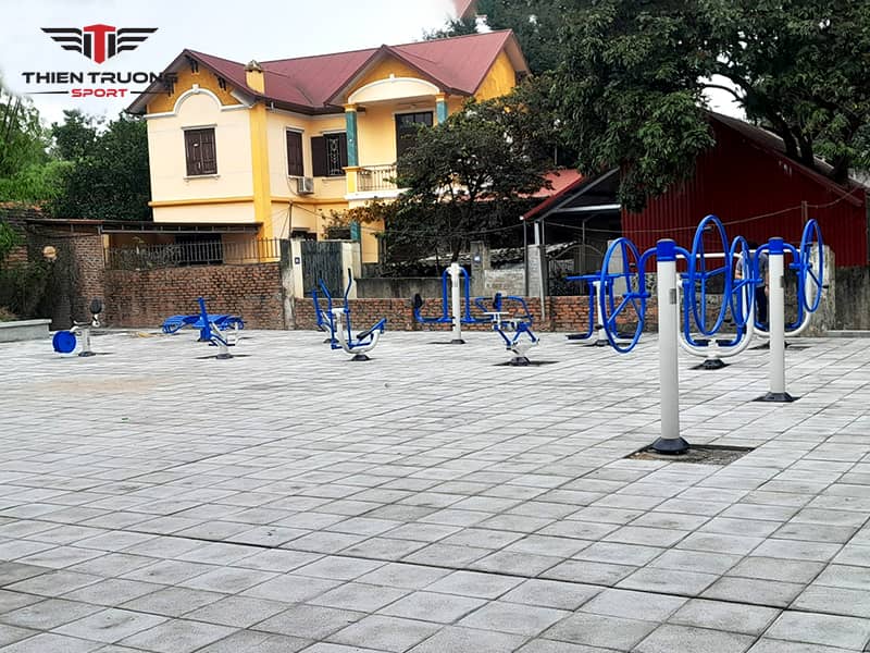 lap dat thiet bi the thao ngoai troi tai son tay 6