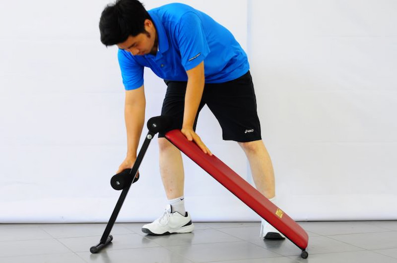 Lắp ghế tập cơ bụng 