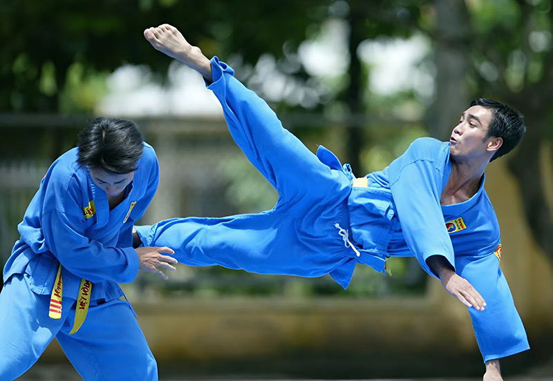 Môn võ thực chiến nào hiện nay được tập luyện rộng rãi nhất? 6 Tập võ Vovinam