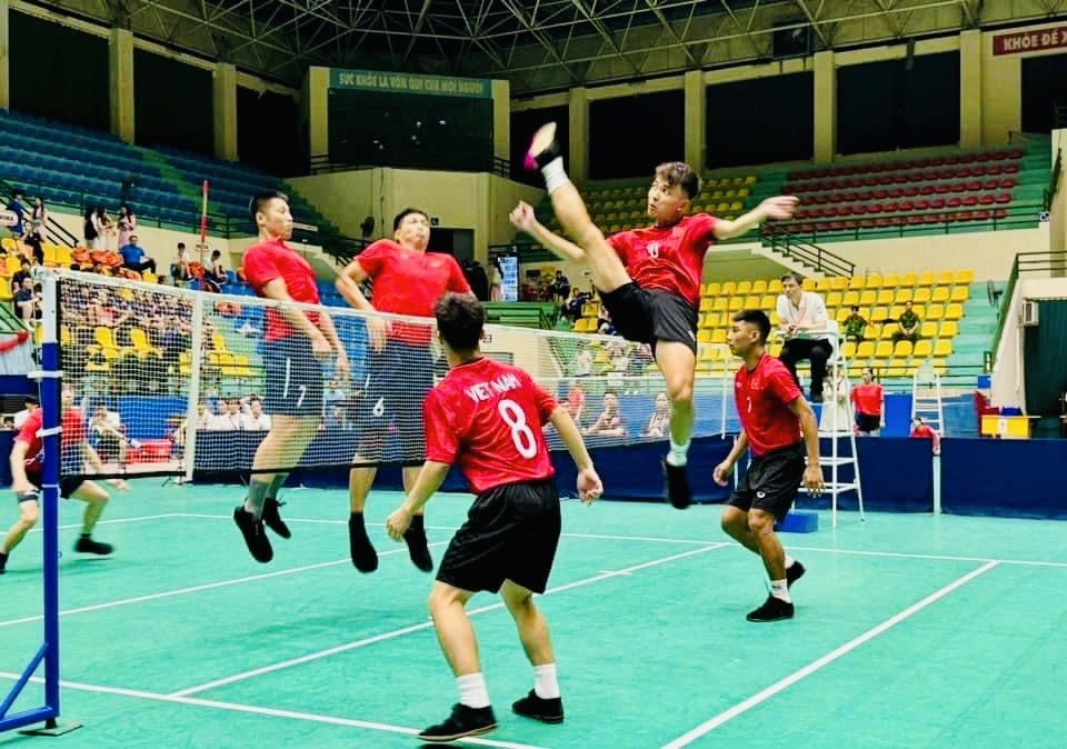 quy định trong sân đá cầu
