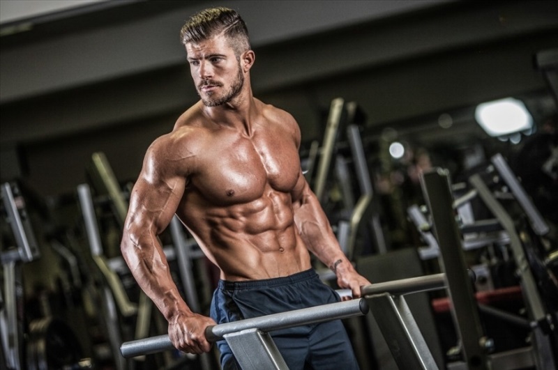 Tập gym ít nhất 3 - 6 tháng để có thân hình đẹp