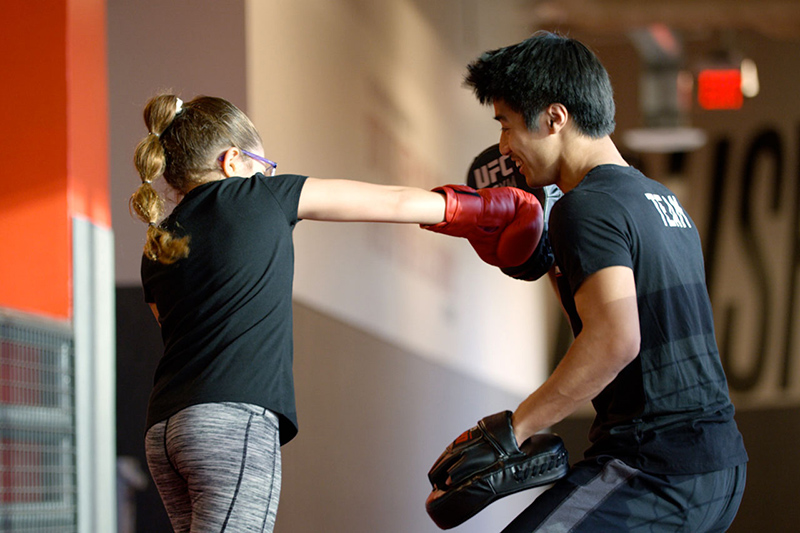 Tập kỹ thuật cơ bản MMA