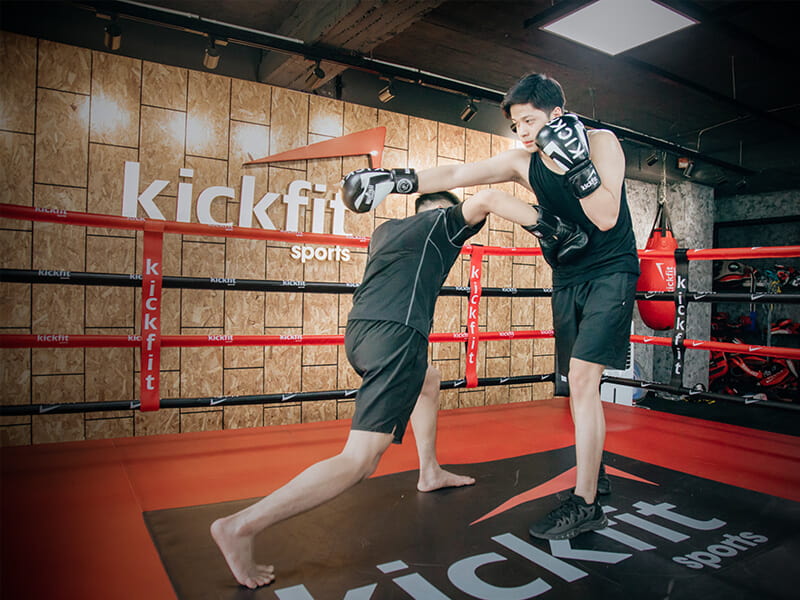 Hướng dẫn sử dụng kỹ thuật Hook boxing chuẩn nhất 2025 4 Tập luyện hook boxing