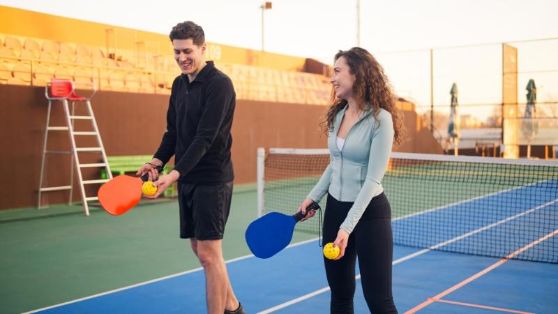 Hướng dẫn cách cầm vợt pickleball cho người mới 6 Theo dõi và ghi lại quá trình tập luyện pickleball