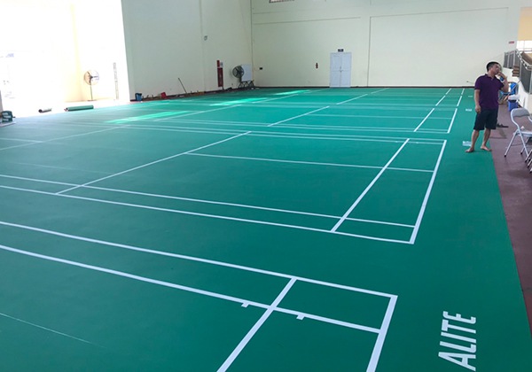 Thi công sân cầu lông tại NVH Thanh Xuân