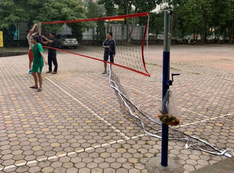 Cách làm trụ bóng chuyền đơn giản 
