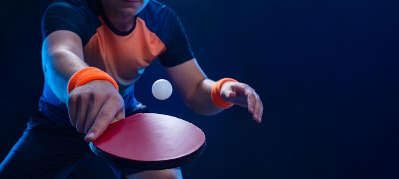 Lỗi thường gặp trong bóng bàn có lỗi cầm sai vợt bóng bàn