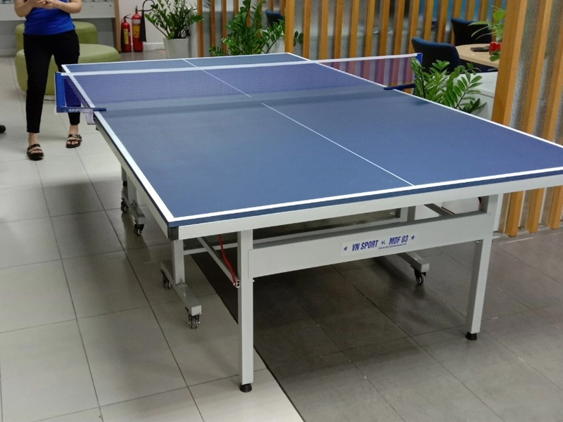 sơn chống lóa bàn bóng bàn