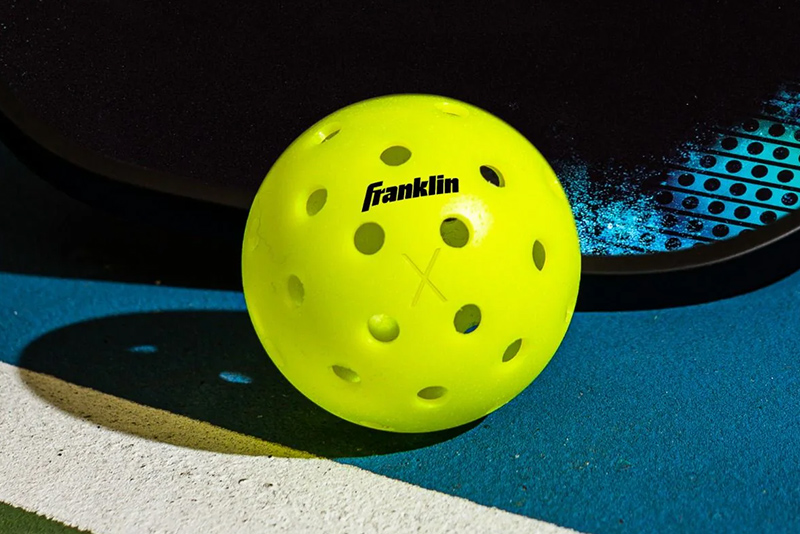 Bóng pickleball ngoài trời 