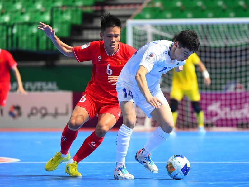 Thi đấu bộ môn futsal