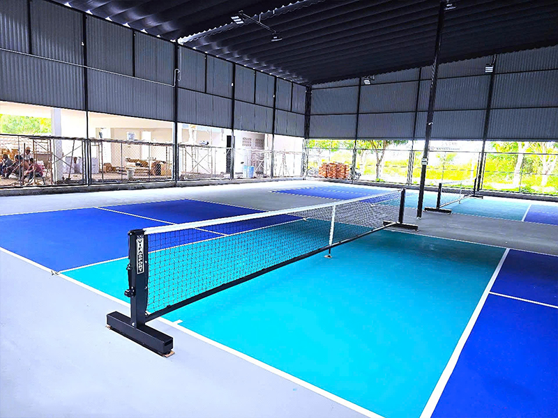 Hình ảnh thực tế trụ lưới pickleball được phân phối bởi Thiên Trường