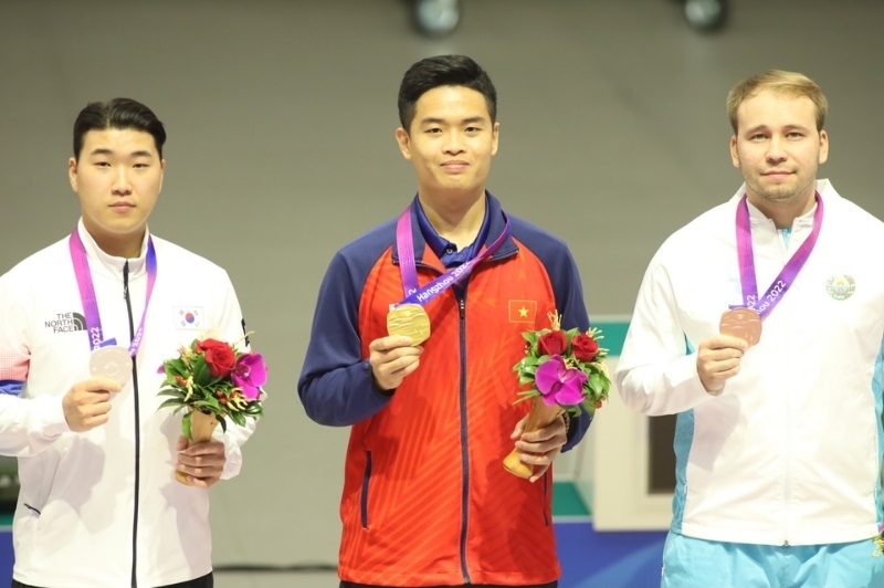 Huy chương thể thao ghi nhận thành tích của vận động viên trong giải đấu
