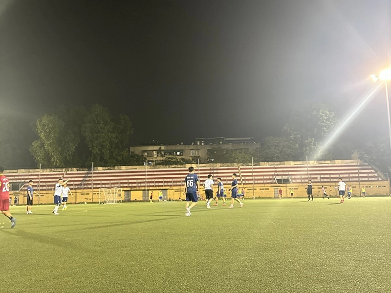 Sân bóng Đại học Bách Khoa 