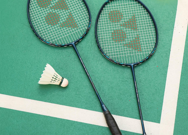 Các loại vợt cầu lông phổ biến và cách chọn vợt phù hợp 3 Vợt cầu lông Yonex